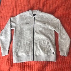 Men’s Medium Audi Tavik Sweater. Never worn.
